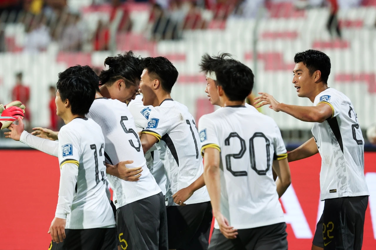 亚洲球员在关键比赛中展现出高超技艺